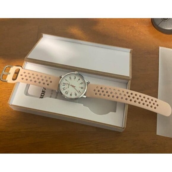 New Nurse Watch for,Medical Professionals,Students,Doctor with Easy Read to Dial